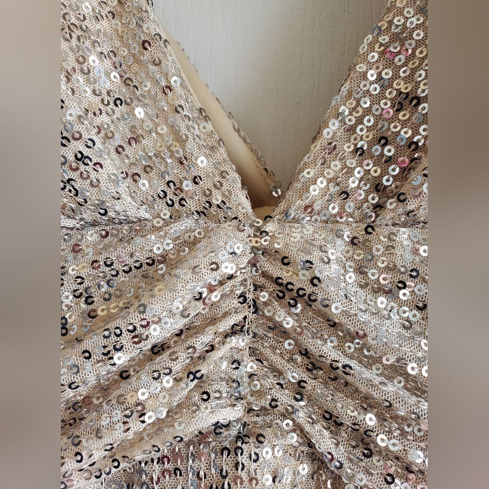 Plunging Neck V Back Sequin Gown - Picture 11 of 16